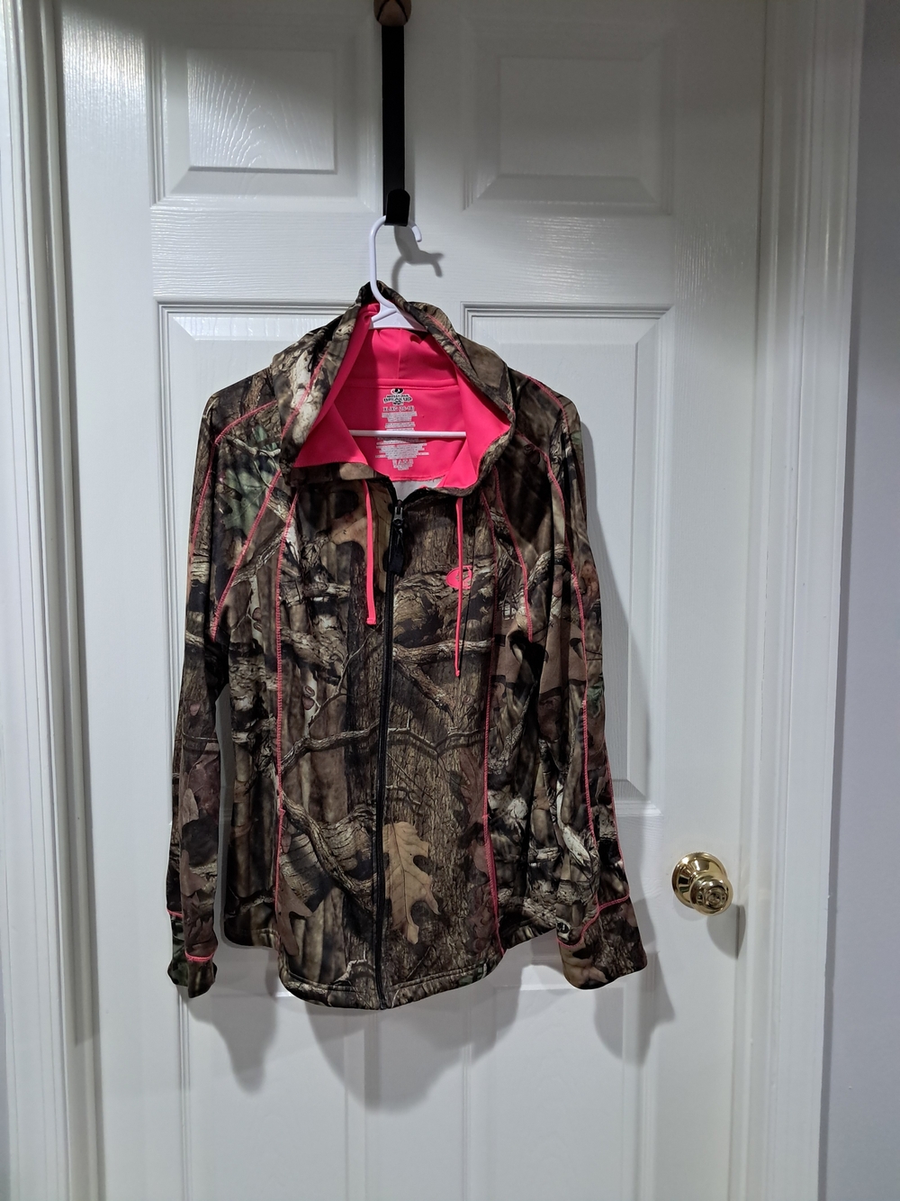 Mossy Oak Camo Zip Hoodie with Pink Accents
